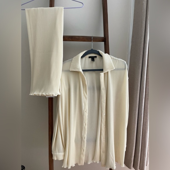 PLISSE LETTUCE EDGE shirt & pants SET - Picture 2 of 4